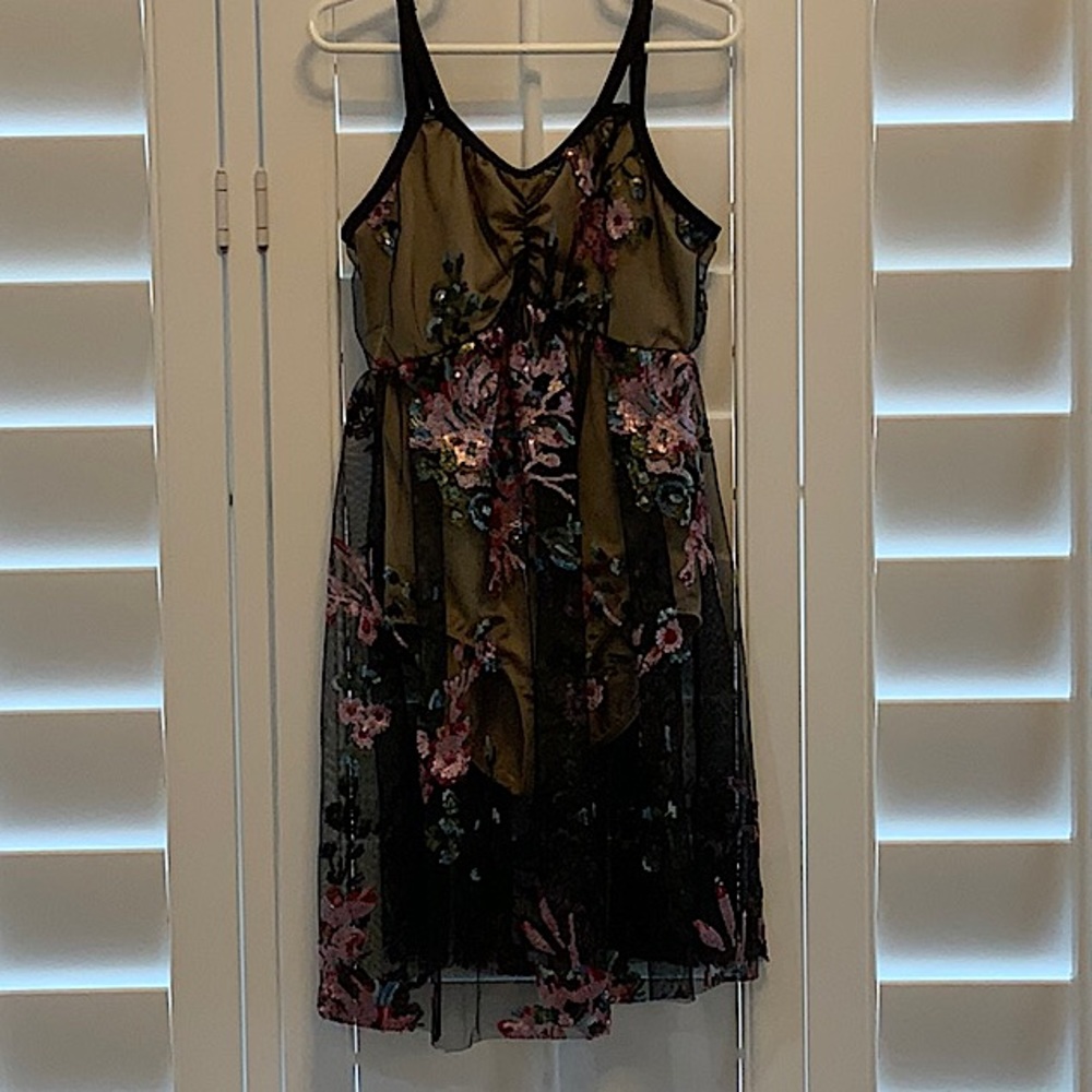 Little girls dance costume.